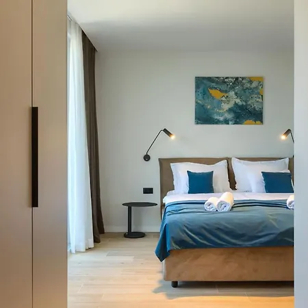 Modern Tonka With Pool And Grill In Porec Villa Tar-Vabriga