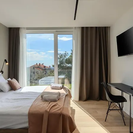 Villa Modern Tonka With Pool And Grill In Porec Tar-Vabriga