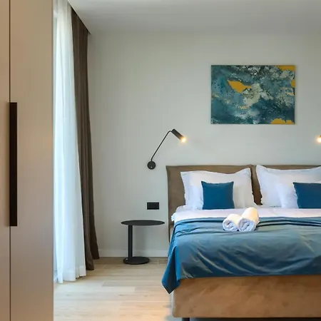 Villa Modern Tonka With Pool And Grill In Porec Tar-Vabriga